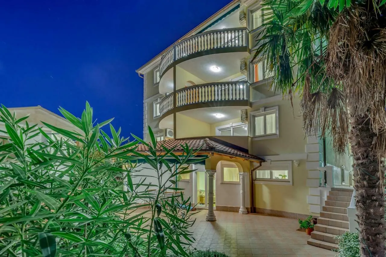 Apartments Lulic Crikvenica