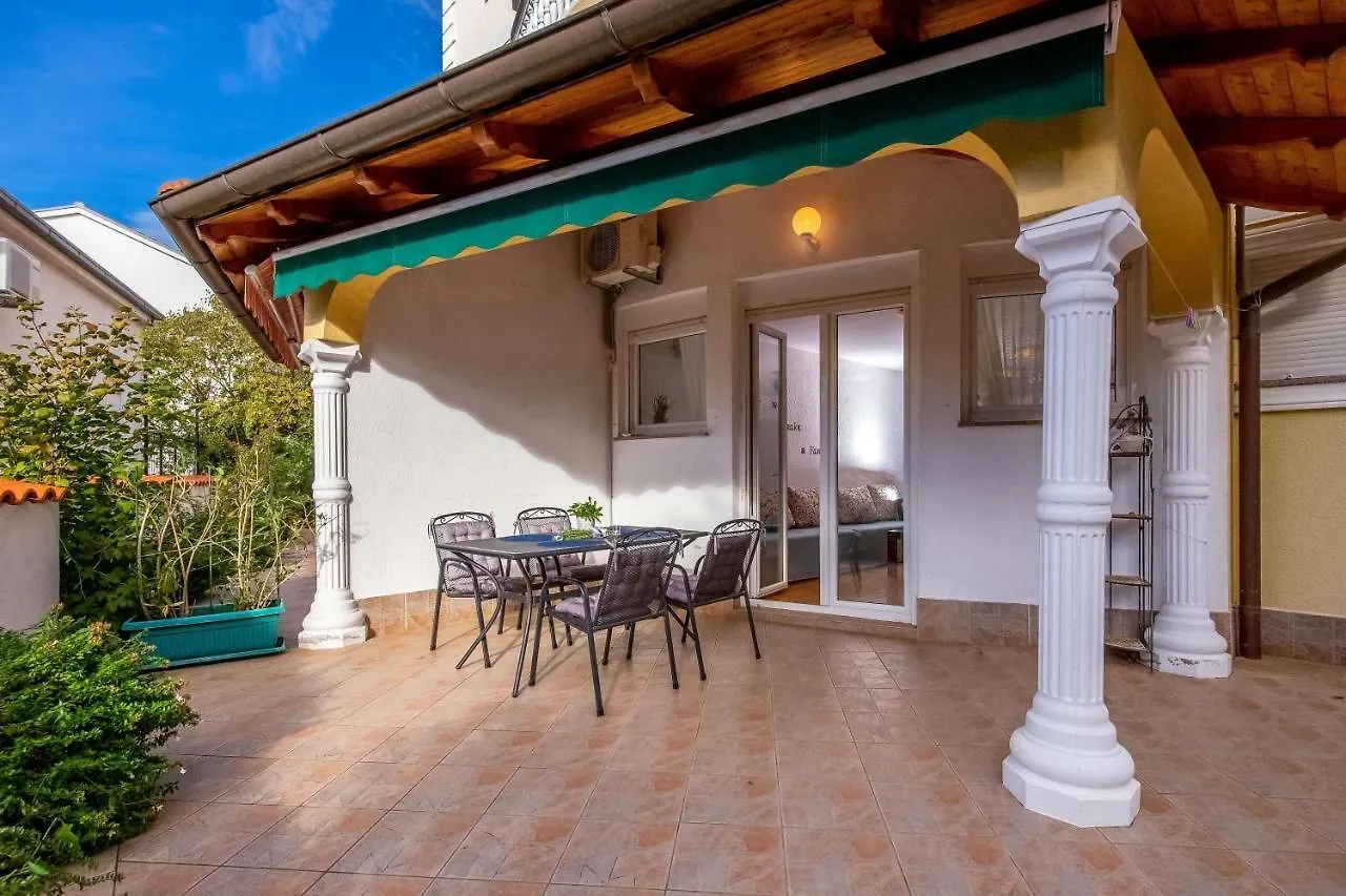 Apartments Lulic Crikvenica